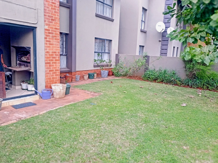 To Let 2 Bedroom Property for Rent in Melodie North West